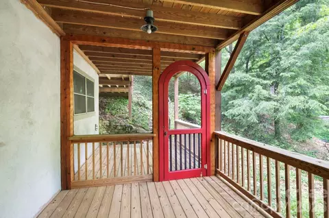 Exterior - 14 Weeping Cherry Forest Rd, Fairview, NC 28730 photo 5 of 9