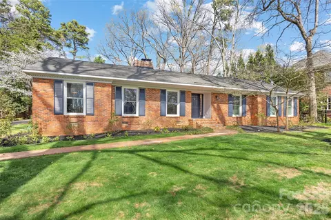 401 Glen Oaks Rd, Charlotte, NC 28270