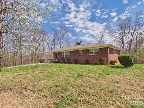 1331 Idlewood Sw St SW, Lenoir, NC 28645