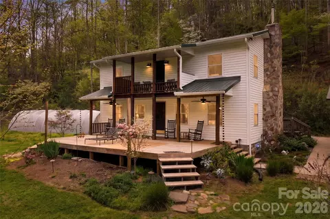 6470 Stone Mountain Rd, Lenoir, NC 28645