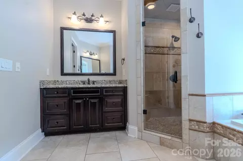 Bath - 295 Bent Tree Dr, Stanley, NC 28164 photo 1 of 5