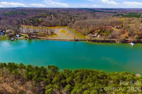 7710 Long Bay 6 Pkwy #6, Catawba, NC 28609