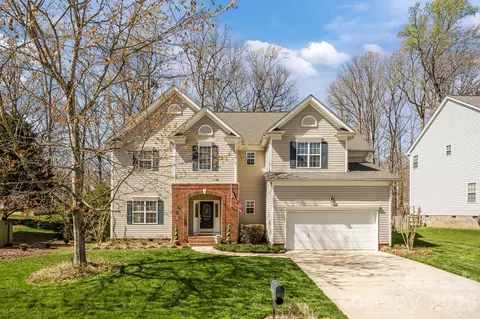 8409 Bampton Dr, Concord, NC 28027