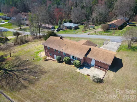 View/Area - 286 Valley Rd, Hickory, NC 28601 photo 2 of 2