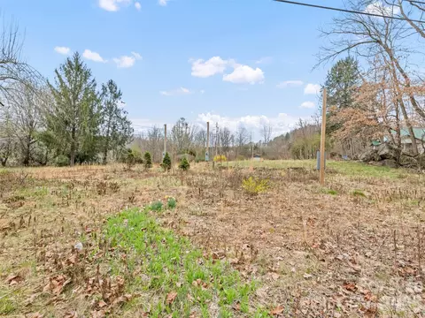 72 Topeka Dr, Sylva, NC 28779 photo 11