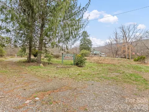 72 Topeka Dr, Sylva, NC 28779 photo 10