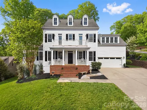 21 Dianthus Dr, Asheville, NC 28803
