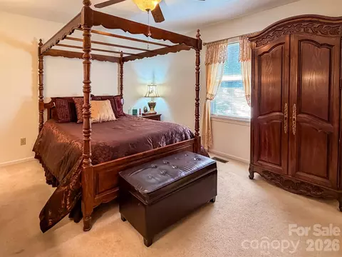 Bedroom - 1017 3rd Nw Ave NW, Conover, NC 28613 photo 2 of 13