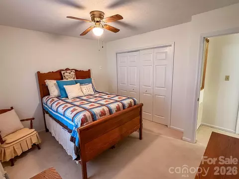 Bedroom - 1017 3rd Nw Ave NW, Conover, NC 28613 photo 7 of 13
