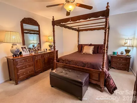 Bedroom - 1017 3rd Nw Ave NW, Conover, NC 28613 photo 3 of 13