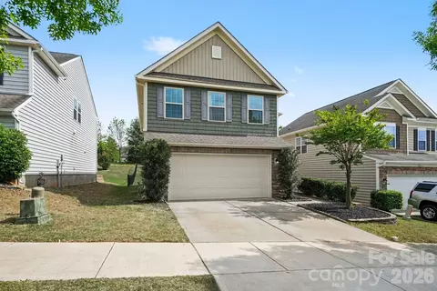1109 Blackwaterside Dr, Fort Mill, SC 29715