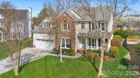 8520 Newton Ln, Charlotte, NC 28277