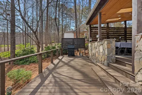 Exterior - 13436 Scanlan Way, Davidson, NC 28036 photo 8 of 10