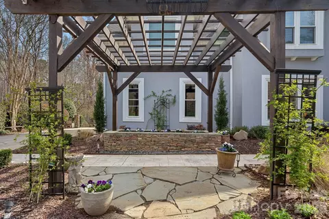 Exterior - 13436 Scanlan Way, Davidson, NC 28036 photo 3 of 10
