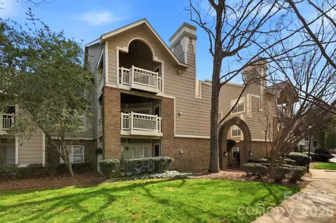 5007 Sharon P Rd #P, Charlotte, NC 28210