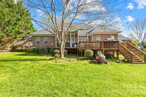 Exterior - 2805 Monterrey Ln, Monroe, NC 28110 photo 7 of 7