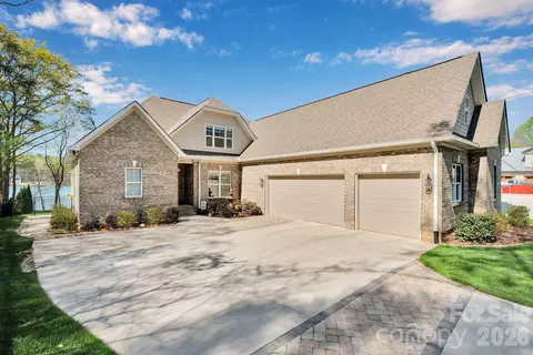 Exterior - 8318 Normandy Rd, Denver, NC 28037 photo 2 of 8