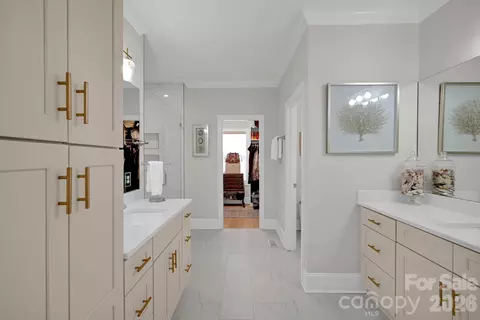 Bath - 8318 Normandy Rd, Denver, NC 28037 photo 1 of 5