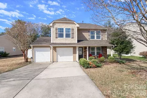 1123 Valley St, Statesville, NC 28677