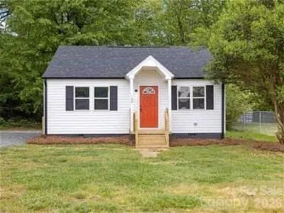 130 Garner St, Denton, NC 27239