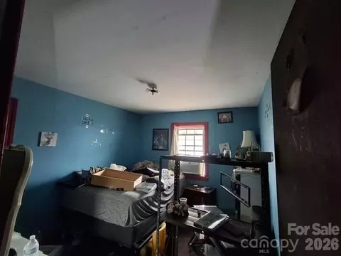 Bedroom - 1764 E Hanrahan Rd, Ayden, NC 28513 photo 2 of 6