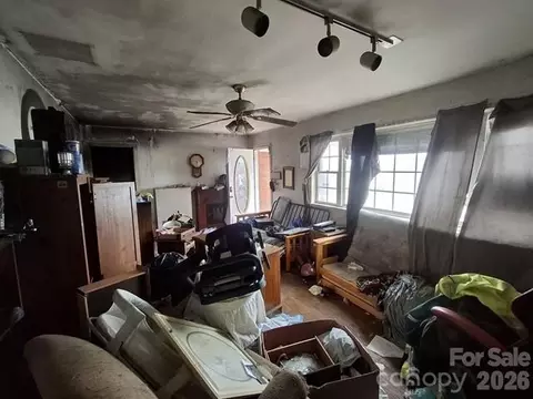 Living - 1764 E Hanrahan Rd, Ayden, NC 28513 photo 1 of 1