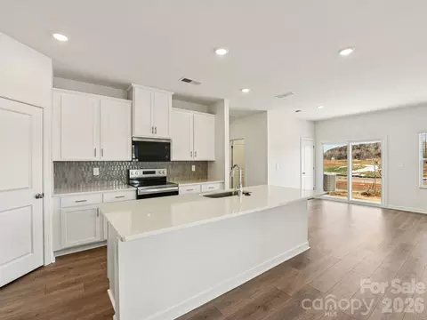 Kitchen - 441 Markridge Loop, Fort Mill, SC 29708 photo 1 of 4