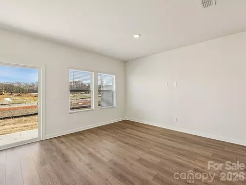 Living - 441 Markridge Loop, Fort Mill, SC 29708 photo 3 of 5