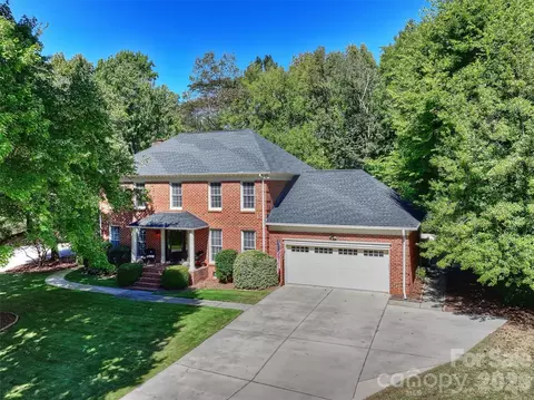 6344 Dovefield Rd, Charlotte, NC 28277