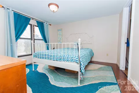 Bedroom - 839 Hidden View Loop, Marion, NC 28752 photo 2 of 5
