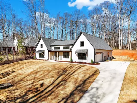 414 Rugby Rd, Salisbury, NC 28144