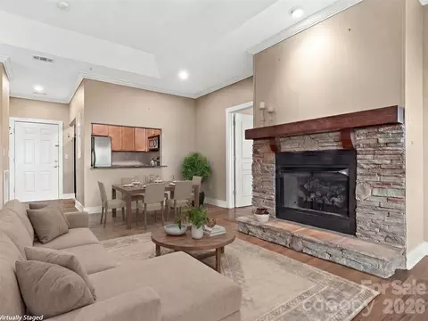 9 Kenilworth 420 Knl #420, Asheville, NC 28805