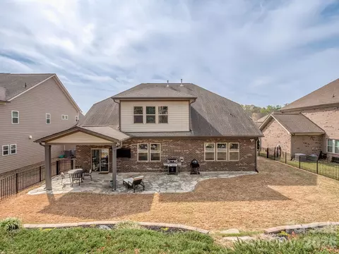 Exterior - 1520 Afton Way, Fort Mill, SC 29708 photo 7 of 11