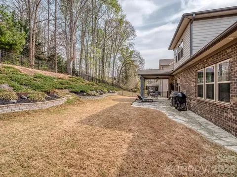 Exterior - 1520 Afton Way, Fort Mill, SC 29708 photo 4 of 11