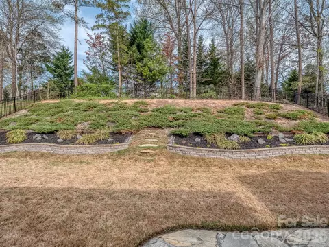 Exterior - 1520 Afton Way, Fort Mill, SC 29708 photo 5 of 11