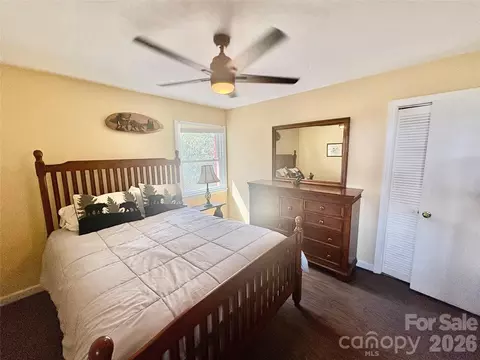 Bedroom - 126 Ridgeview Rd, Spruce Pine, NC 28777 photo 1 of 5
