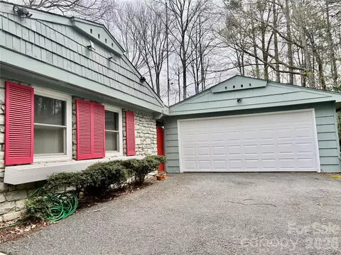 Exterior - 126 Ridgeview Rd, Spruce Pine, NC 28777 photo 2 of 11
