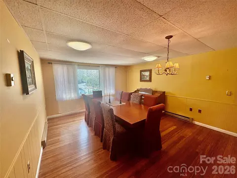 Dining - 126 Ridgeview Rd, Spruce Pine, NC 28777 photo 6 of 6