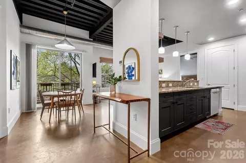 2338 Yadkin 310 Ave #310, Charlotte, NC 28205