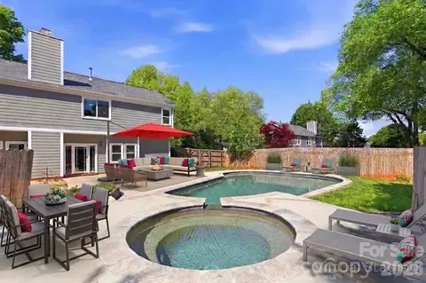 9028 Agnes Park Ln, Huntersville, NC 28078