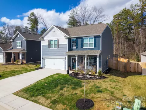 147 Ashelyn Park Dr, Fletcher, NC 28732