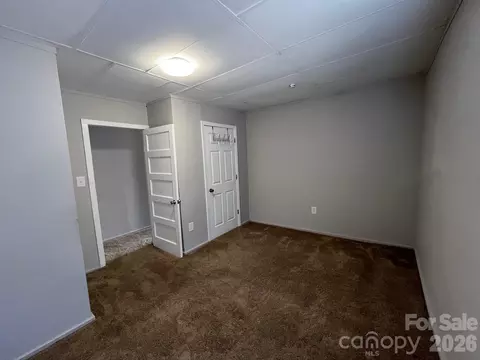 Bedroom - 524 Baldwin Ave, Marion, NC 28752 photo 3 of 3