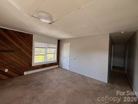 Living - 524 Baldwin Ave, Marion, NC 28752 photo 1 of 1