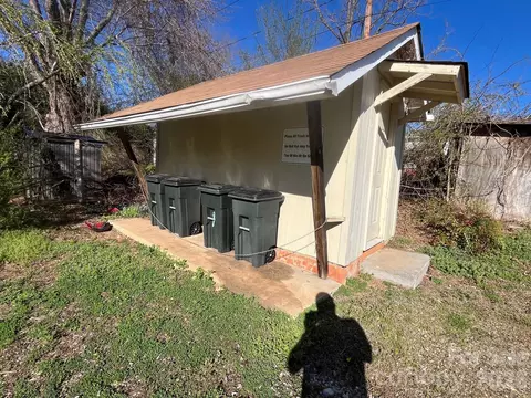 Exterior - 524 Baldwin Ave, Marion, NC 28752 photo 9 of 9