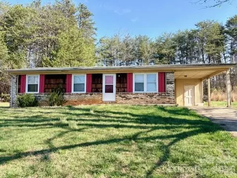 1076 Browning View Rd, Morganton, NC 28655