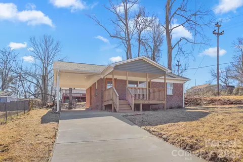 2991 1st Avenue Nw Pl NW, Hickory, NC 28601
