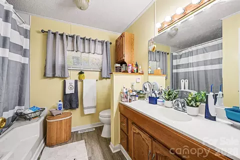 Bath - 1107 Crestfield Dr, Lancaster, SC 29720 photo 3 of 3