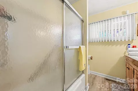 Bath - 1107 Crestfield Dr, Lancaster, SC 29720 photo 1 of 3