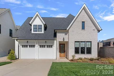 12012 Cambridge Square Dr, Cornelius, NC 28031