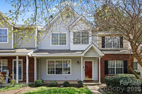 3268 Summercroft Ln, Charlotte, NC 28269